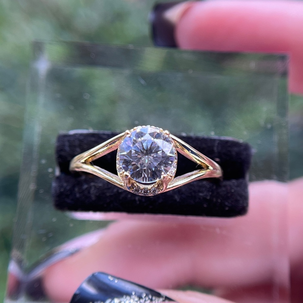 Diamond Round Rose Promise Ring Size 10